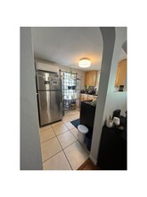 5214 27th Ave S, Unit Apt W in Gulfport, FL - Building Photo - Building Photo