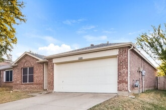3309 Teasbend Ct in Denton, TX - Building Photo - Building Photo