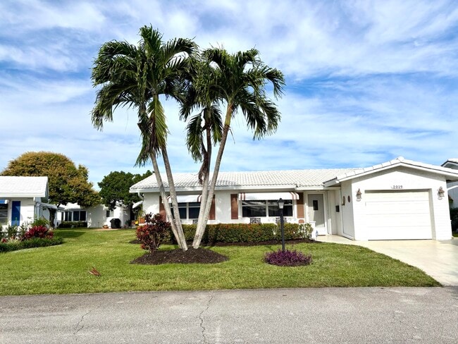 2019 SW 18th Dr in Boynton Beach, FL - Building Photo - Building Photo