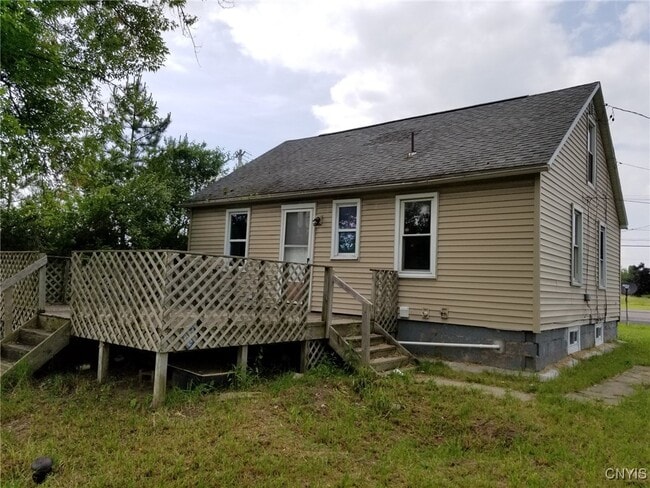 6404 E Taft Rd in East Syracuse, NY - Building Photo - Building Photo