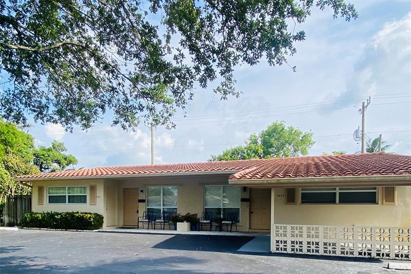 1643 NE 55th St in Fort Lauderdale, FL - Foto de edificio