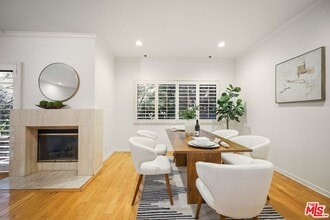 11737 Darlington Ave in Los Angeles, CA - Building Photo - Building Photo