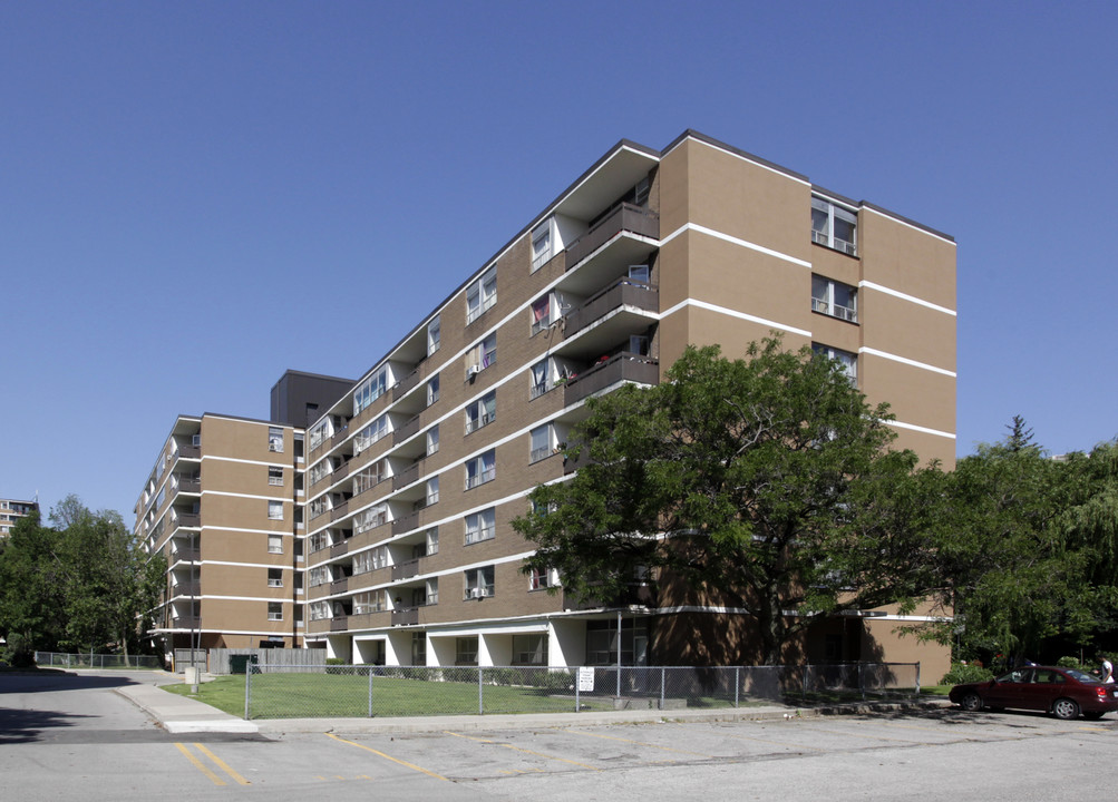 Princess Apartments in Toronto, ON - Building Photo