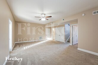 2592 Hattington Dr in Clarksville, TN - Building Photo - Building Photo