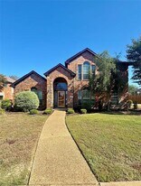 316 Oleander Dr in Desoto, TX - Building Photo