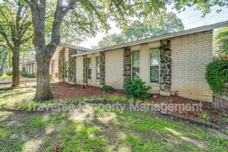 2909 White Oak Ln in Bedford, TX - Building Photo - Building Photo