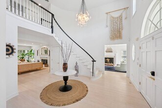 15 Parrish Pond Ln in Southampton, NY - Building Photo - Building Photo