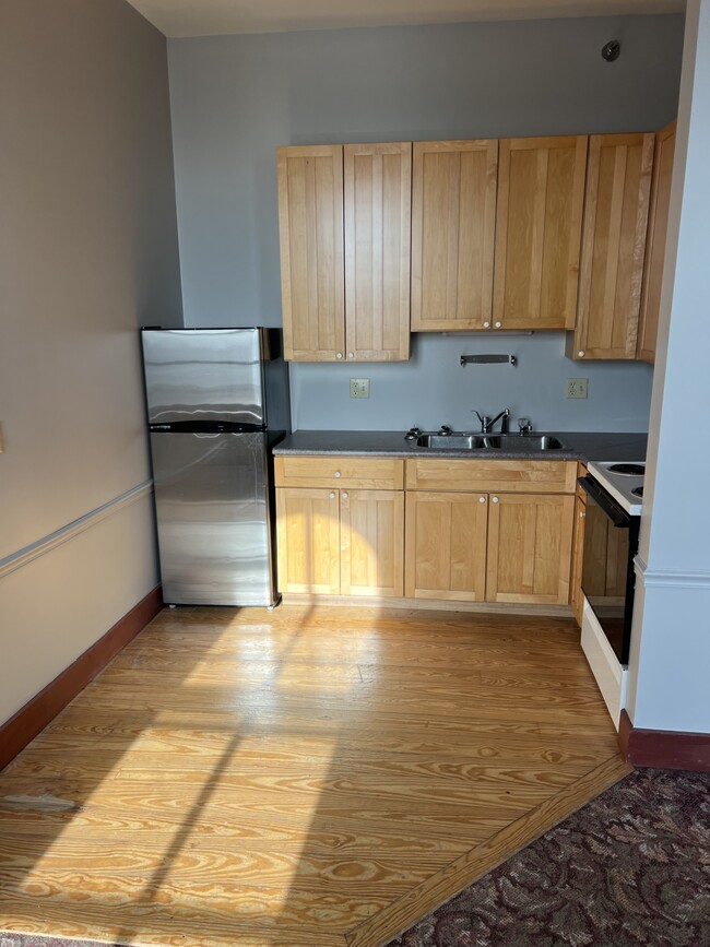 201 Park Row, Unit 1 Bedroom in St. Peter, MN - Building Photo - Building Photo