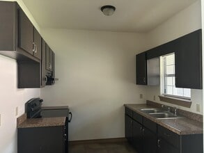 506 Norwich Loop in Laredo, TX - Building Photo - Building Photo