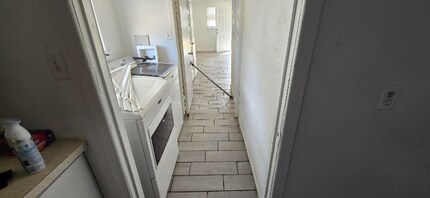 304 Fir St in Idalou, TX - Foto de edificio - Building Photo