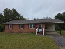 505 Eastwood Cir in Orangeburg, SC - Building Photo