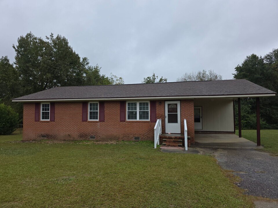 505 Eastwood Cir in Orangeburg, SC - Building Photo