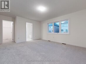 238 Flood Ave in Clarington, ON - Building Photo - Building Photo