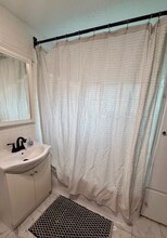 5636 40th Ave S in Minneapolis, MN - Building Photo - Building Photo
