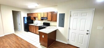 173 36th St NE, Unit #3 in Washington, DC - Building Photo