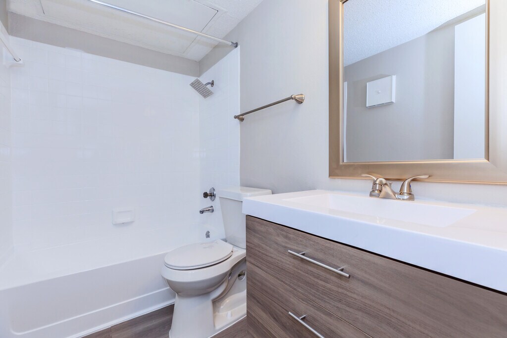 Tides on McCallum South Apartments in Dallas, TX