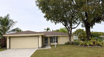 1201 Pine Sage Cir in West Palm Beach, FL - Building Photo