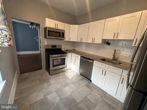 401 Righter St in Philadelphia, PA - Building Photo - Building Photo