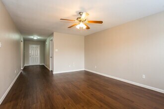 29023 Trinity River Dr in Spring, TX - Building Photo - Building Photo