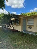 2700 SW 62nd Ave in Miramar, FL - Building Photo