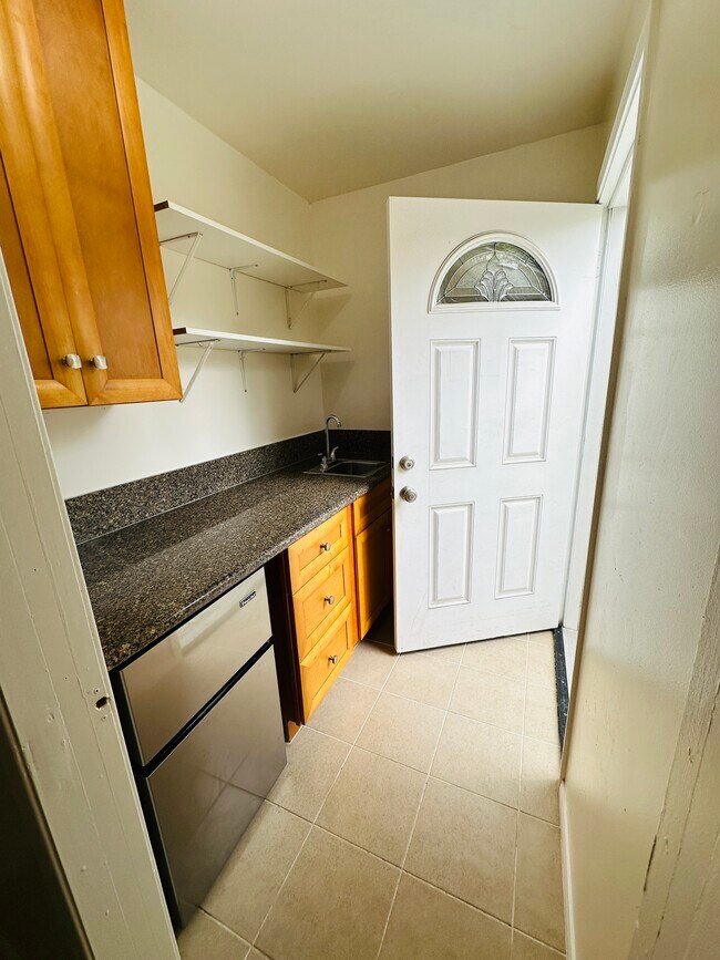 property at 4738 Bogart Ave