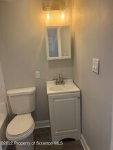 922 S Webster Ave-Unit -2 in Scranton, PA - Building Photo - Building Photo
