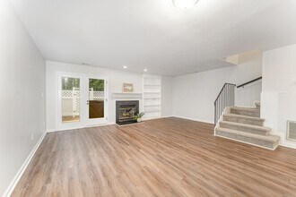 113 Spring Cove Dr in Cary, NC - Building Photo - Building Photo