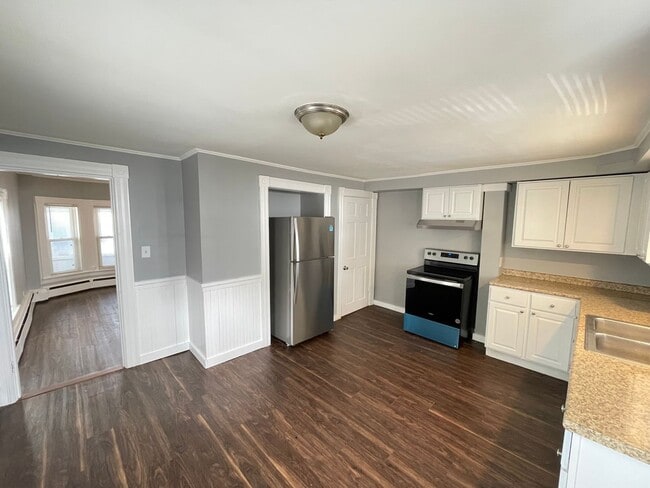 114 S Jewett St in Manchester, NH - Building Photo - Building Photo