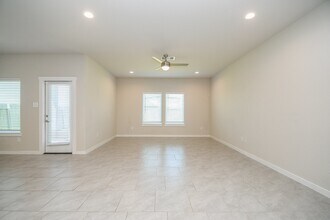 29542 Bryans Mnr in Katy, TX - Building Photo - Building Photo