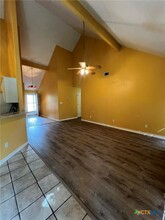 109 Quail Run Dr in San Marcos, TX - Building Photo - Building Photo