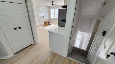 121 W Moore St in Sherman, TX - Building Photo - Building Photo