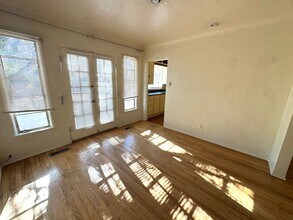 210 Carlisle Blvd SE in Albuquerque, NM - Building Photo - Building Photo