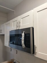 89 Park Dr, Unit 25 in Boston, MA - Foto de edificio - Building Photo