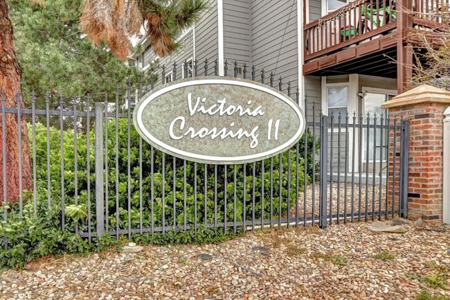 17600 E Loyola Dr in Aurora, CO - Building Photo - Building Photo
