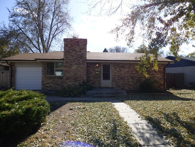 3404 W Powers Ave