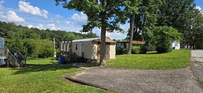 2005 Shaw Ct in Raleigh, NC - Building Photo - Building Photo