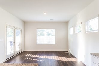 5611 Timber Leaf Lp in Bessemer, AL - Building Photo - Building Photo