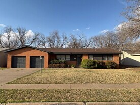 3706 41st St in Lubbock, TX - Building Photo