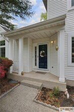 160 Buttonwood Dr in Piscataway, NJ - Building Photo - Building Photo