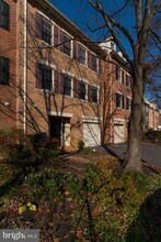 3554 S George Mason Dr in Alexandria, VA - Building Photo - Building Photo