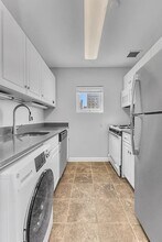 152 Ludlow St, Unit PHC in New York, NY - Building Photo - Building Photo
