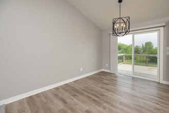 1006 12th Ave NW in Kasson, MN - Building Photo - Building Photo