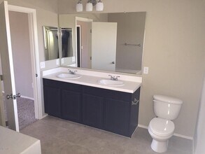 15852 N 172nd Ln in Surprise, AZ - Building Photo - Building Photo