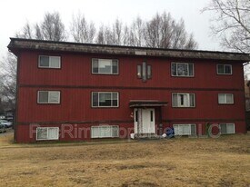 8831 Cordell Cir in Anchorage, AK - Building Photo