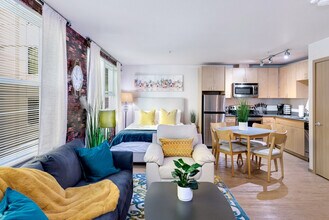 2820 17th Ave S, Unit SI ID1284569P in Seattle, WA - Building Photo - Building Photo