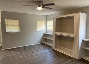 826 Samuels Ave in Fort Worth, TX - Building Photo - Building Photo
