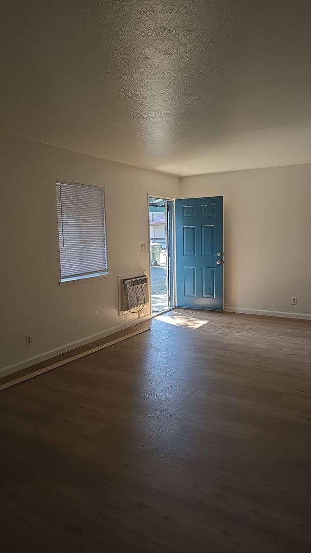 314 Lawton St in Antioch, CA - Building Photo - Building Photo