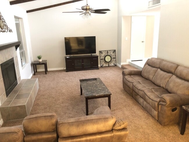 property at 9454 E Olive Ln N