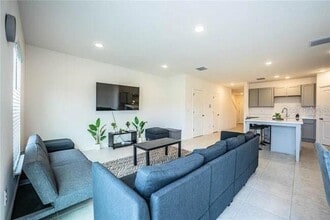 3883 Academia Ave in Lakeland, FL - Building Photo - Building Photo