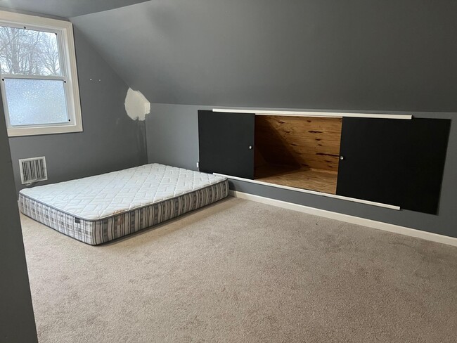 property at 30 Madeley Ln